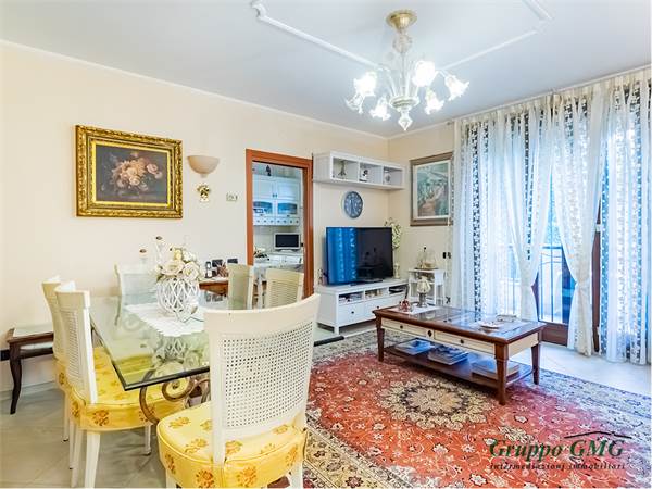 ELEGANTE 3 LOCALI CON TERRAZZO 